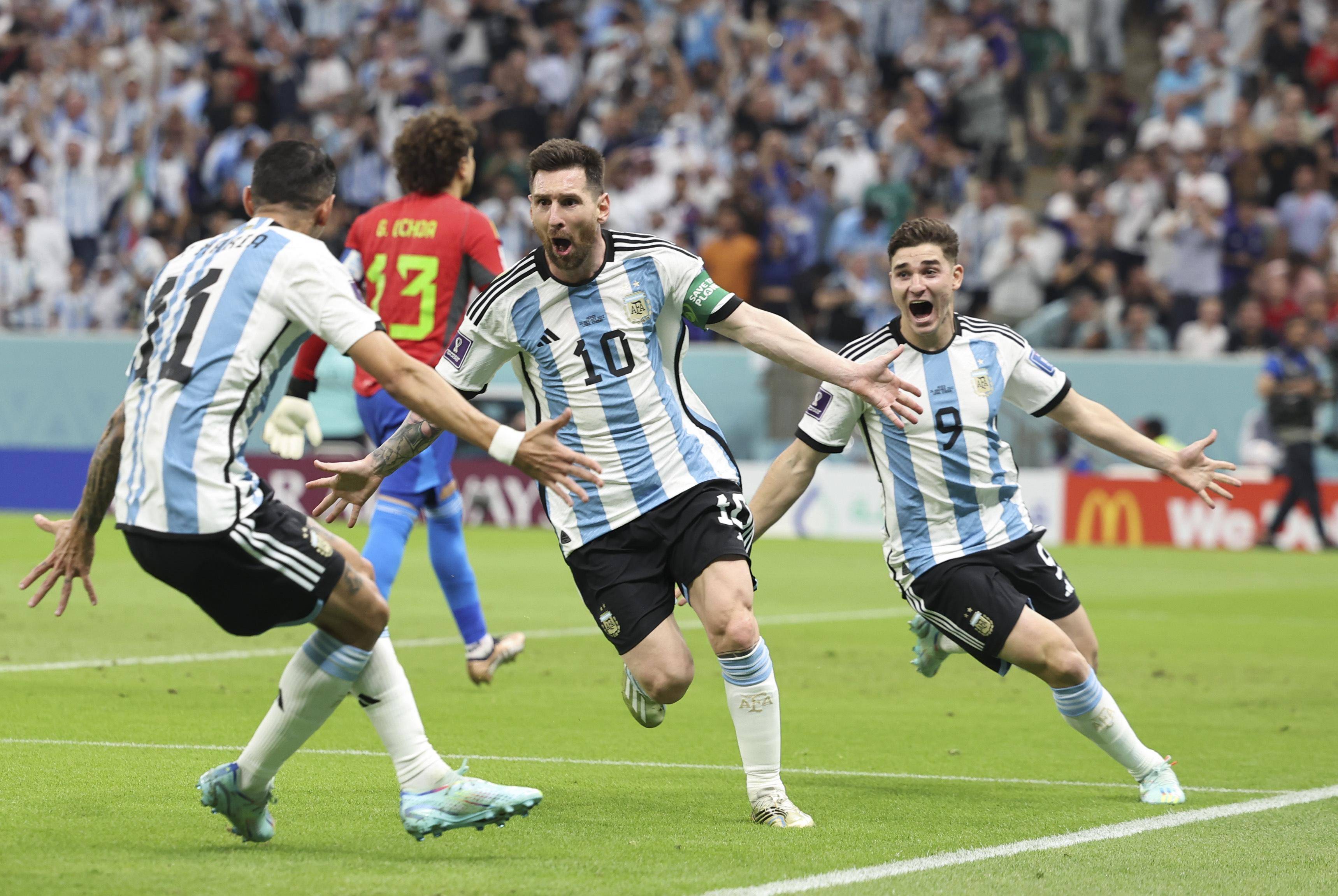 爱游戏-关于莱万多夫斯基焦点对战，Karsa与90激战西班牙队分钟，重返赛场胜负难料！的信息